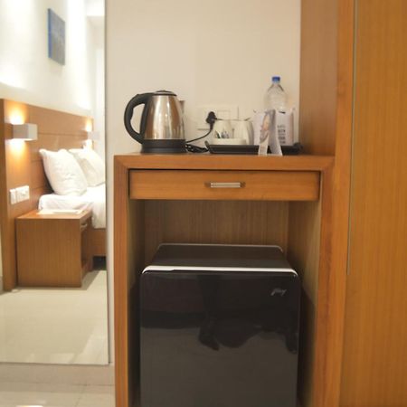 Hotel Apsara Shoranur 外观 照片