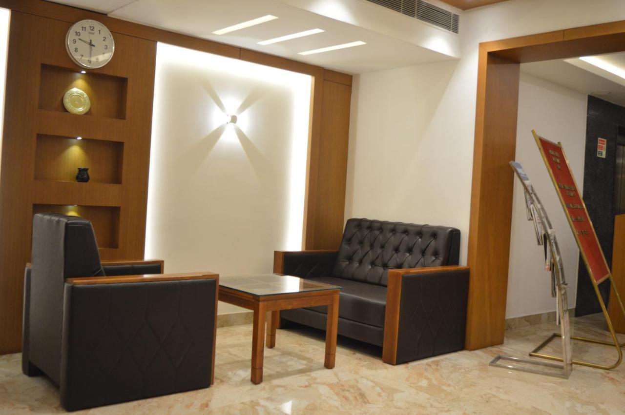 Hotel Apsara Shoranur 外观 照片