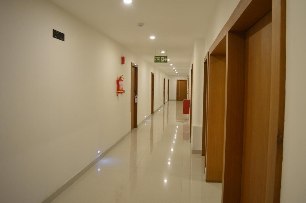 Hotel Apsara Shoranur 外观 照片