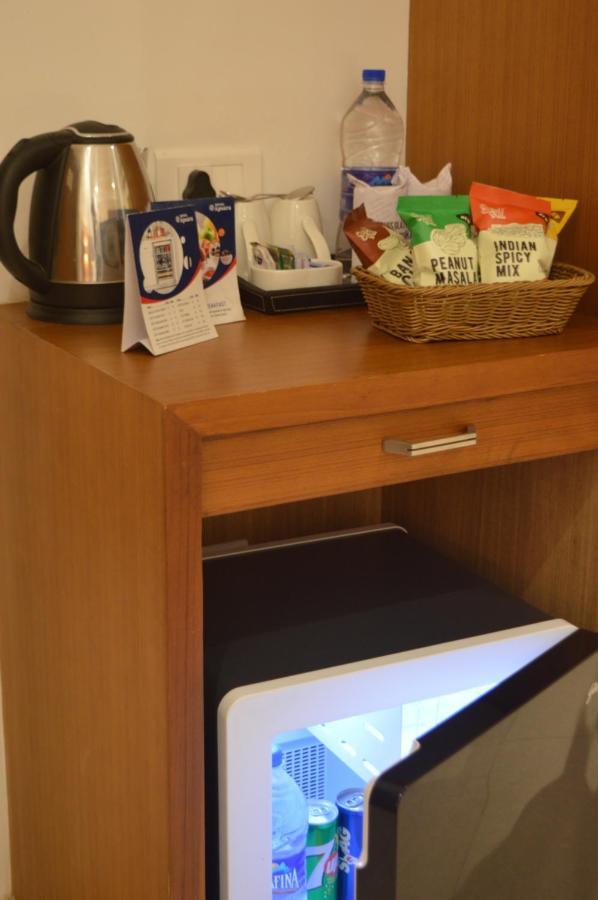Hotel Apsara Shoranur 外观 照片
